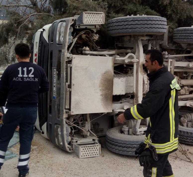 KAZALARDA DÖRT KİŞİ YARALANDI